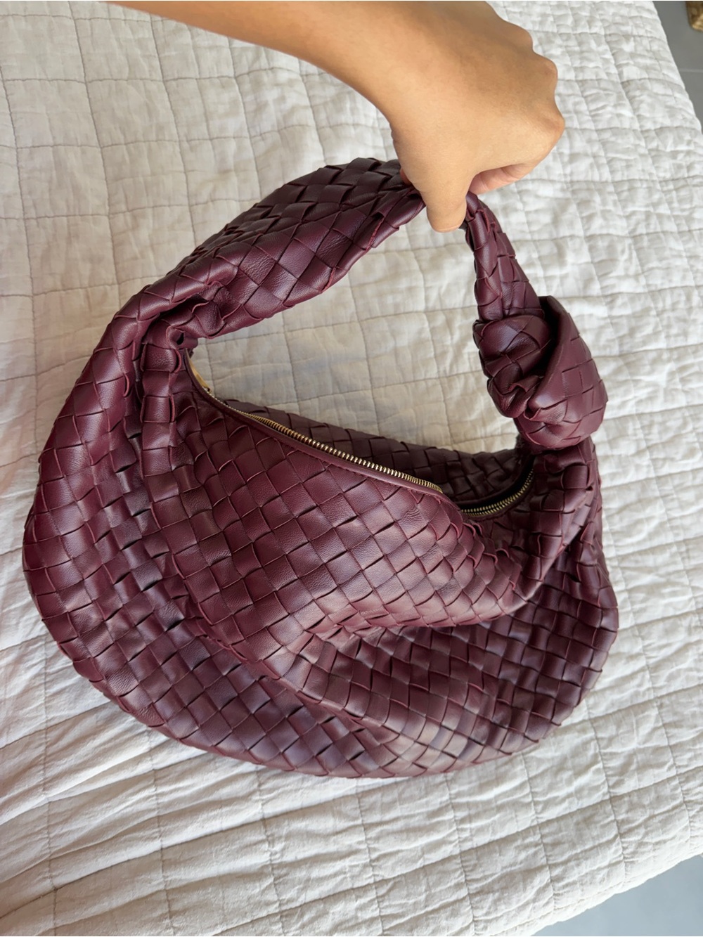 BOTTEGA VENETA Jodie medium Barolo Leather Shoulder Bag - Picture 6 of 10
